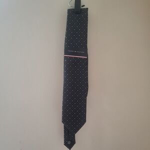 Tommy Hilfiger Tie Nwt